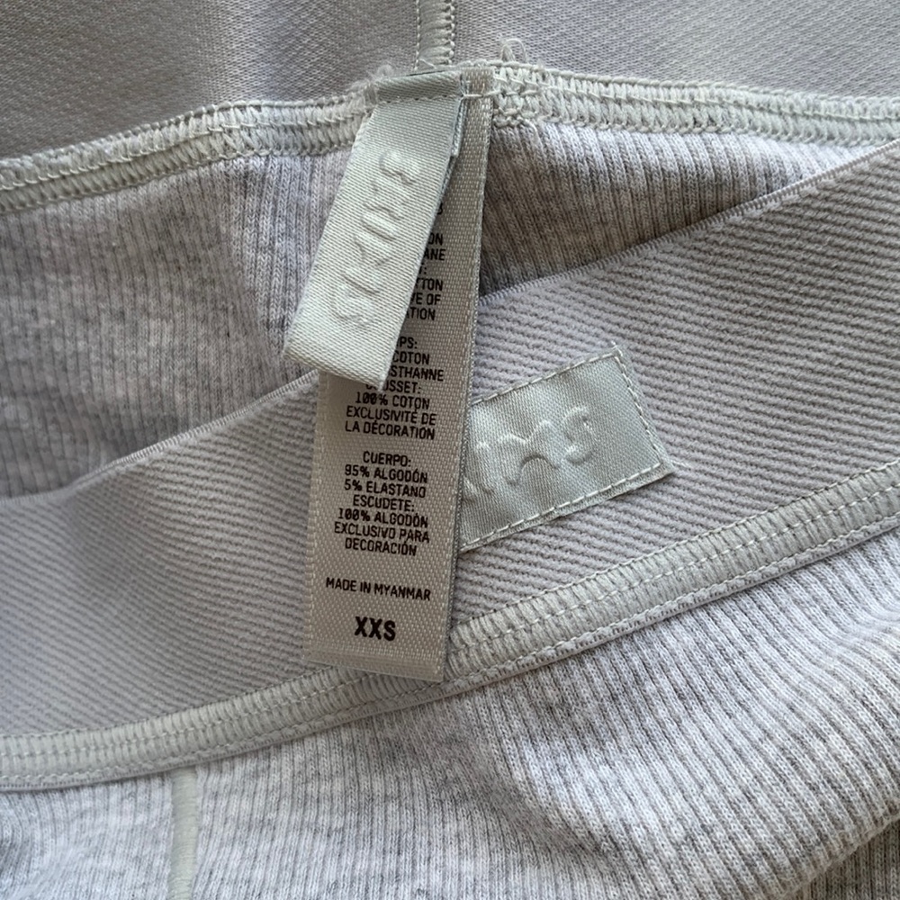 SKIMS Gray Boyshort XXS